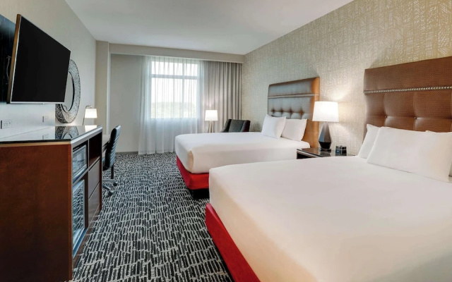 Drury Plaza Hotel Savannah Pooler