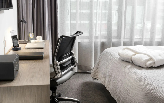 The Melbourne Hotel