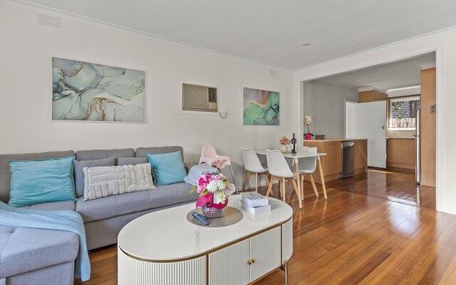 StayAU 2BRM Beach Family House Hampton