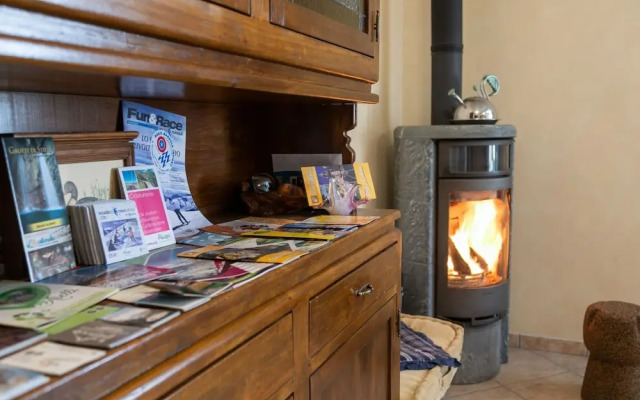 Belvilla by Oyo Sirente House