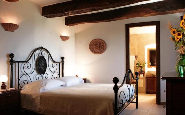 Al Piccolo Borgo Locanda Con Alloggio