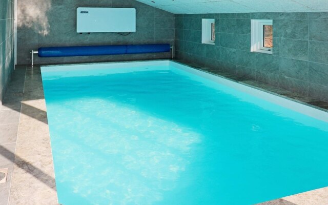 10 Person Holiday Home in Hadsund-by Traum