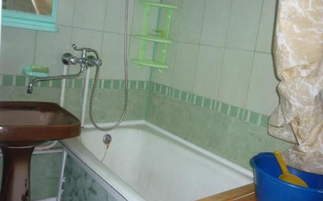 Guest House on Khersonskaya 56A