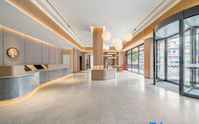 JI Hotel (Ningbo Zhoumeng North Road Subway Station)