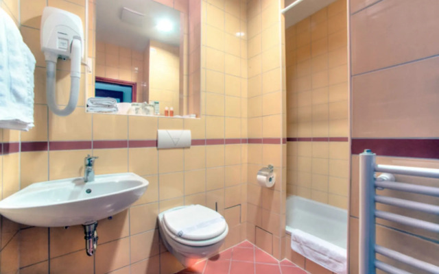 Vrata Krke Hotel