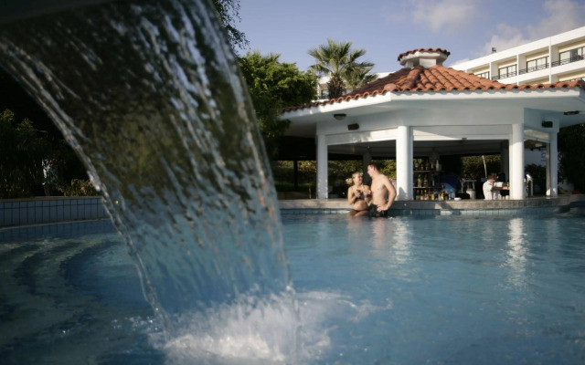 Avanti Hotel