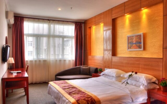 Greentree Alliance Hezhou Babu District Lingfeng Square Hotel