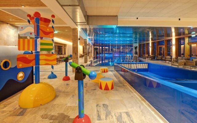 Leading Family Hotel & Resort Dachsteinkonig
