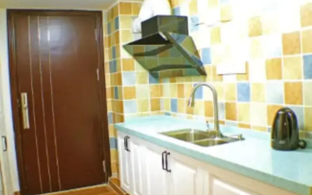 Wanlong Apartment Xiangxue Branch