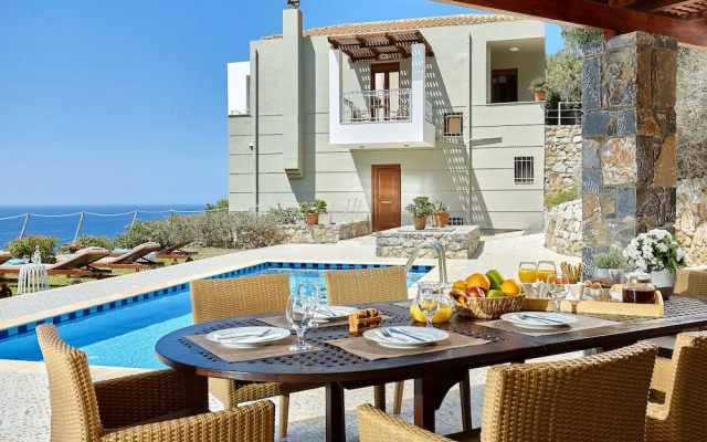 Okeanides Villas