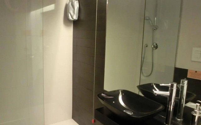 Nerva Accommodation