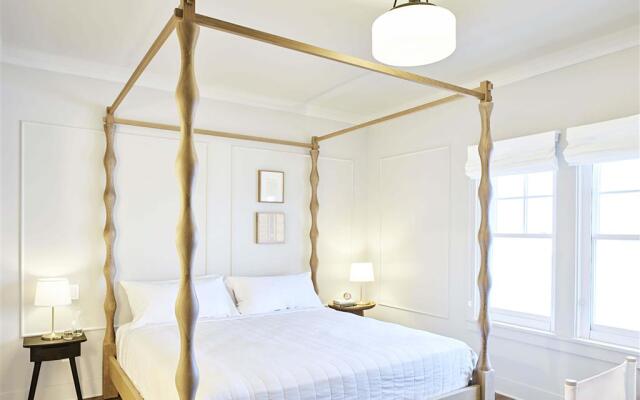 The Lake House on Canandaigua