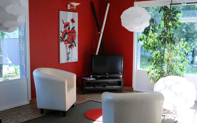 KYRIAD BELLEGARDE - Genève