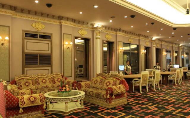 Holiday Palace