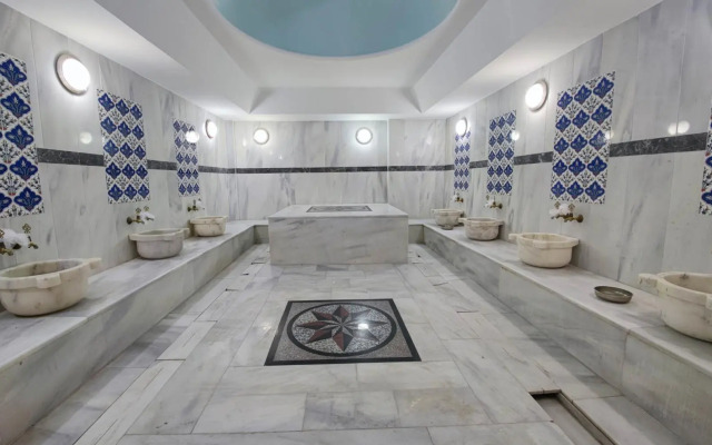 Grand Simay Hotel