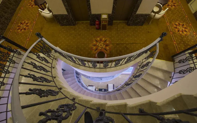 La Fontaine Royal Hotel