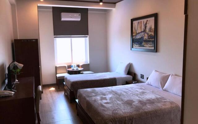 Oceanward Hotels & Resorts