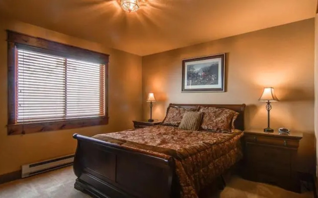 RedAwning Lakeview Holiday home