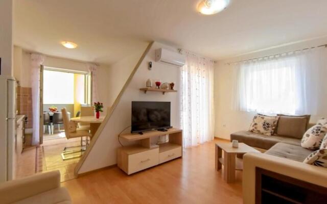 Apartments Dario