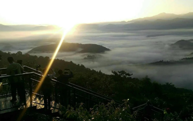 Sun Moon Lake FRIDAY Inn Guest House