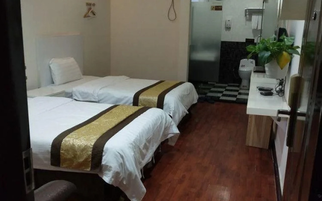 Selina Holiday Hotel Minzhi Branch