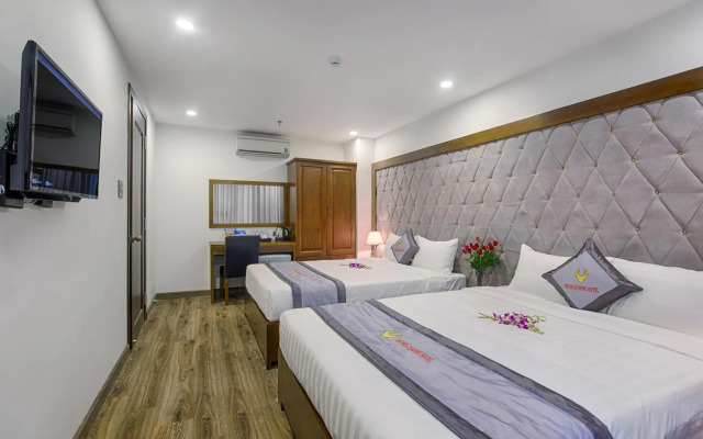 Royal Charm Hotel