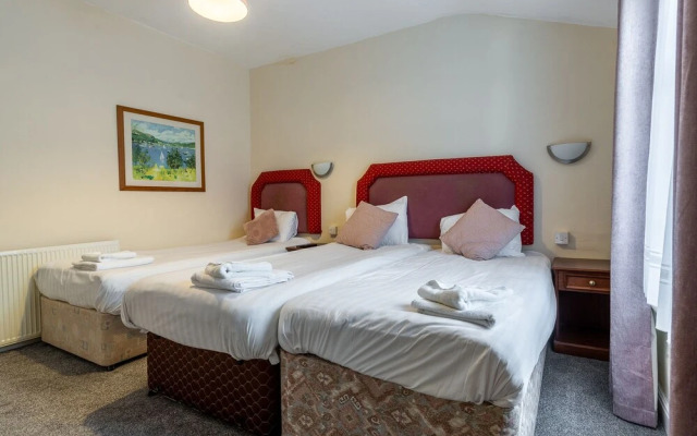 Pier Walk Hotel