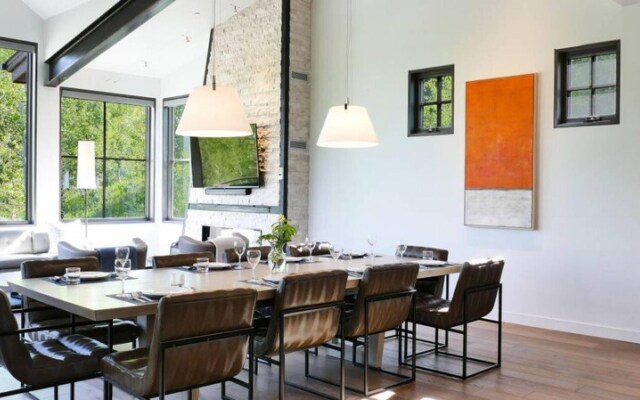 Open Oasis by Exceptional Stays