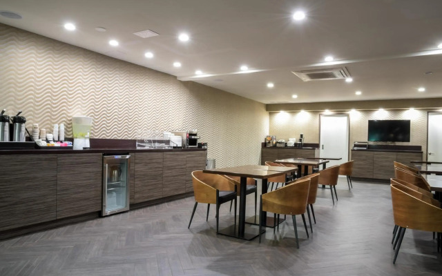 Hotel Xilo Glendale