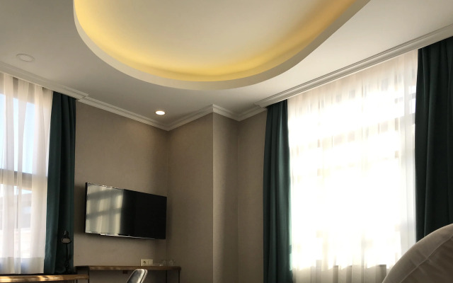 Galatahan Hotel