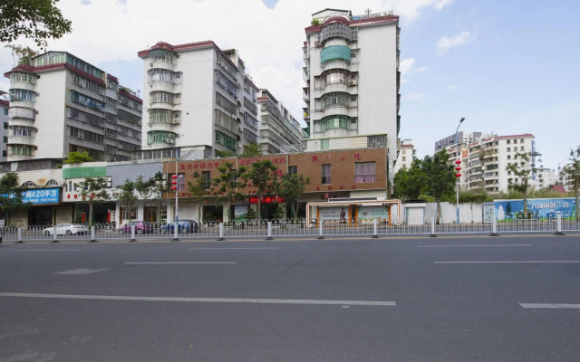 Chaozhou Baohua Hotel