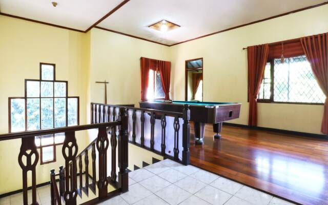 Villa Aquarius Orange