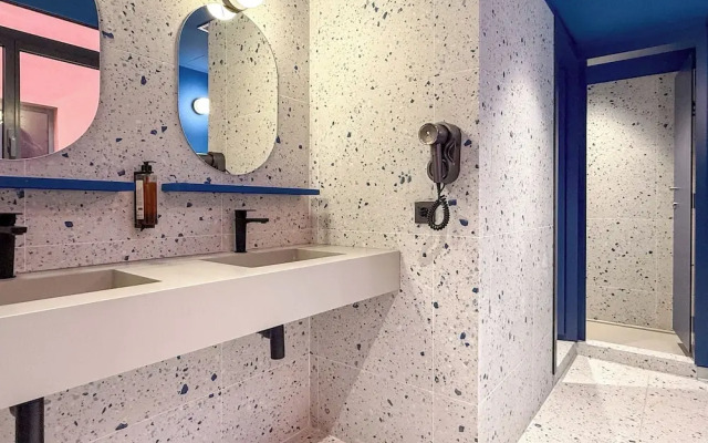 Coeo Hostel Hernan Ruiz