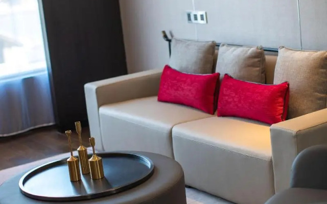 Renaissance Shenyang West Hotel