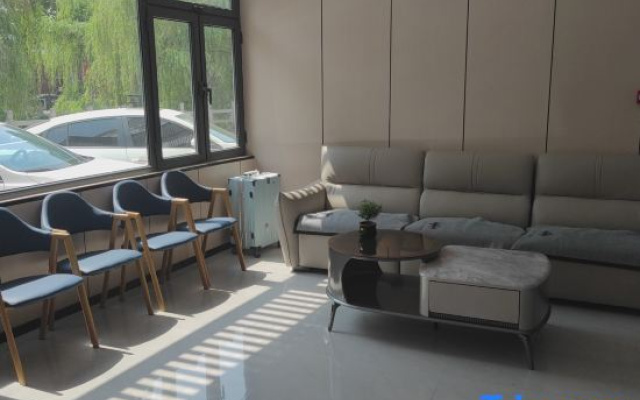 Jinyi Hotel (Jinan Railway Station)