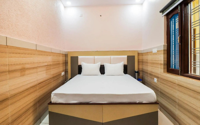 SPOT ON 85285 Shikhar Hotel