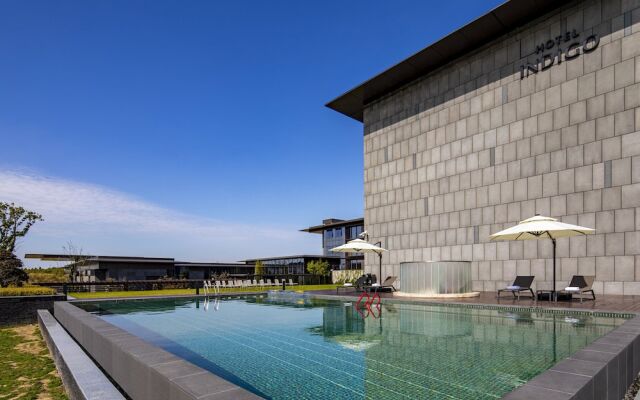 Hotel Indigo Suzhou Yangcheng Lake by IHG