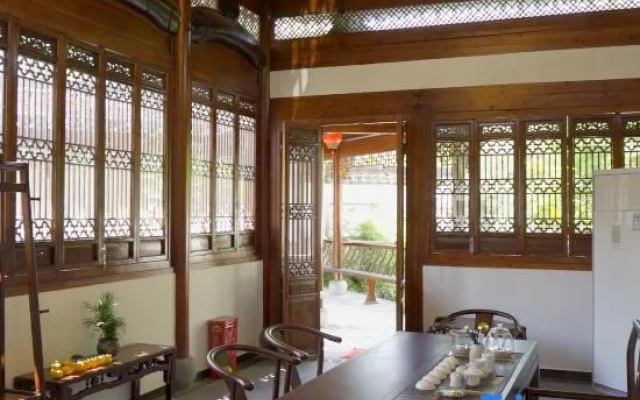 Nine - room Heshun Hall
