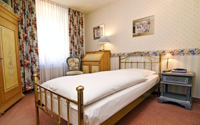 Wald-Hotel