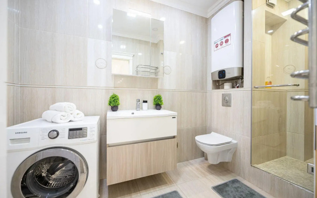 Пять Звезд на улице Чичерина 37