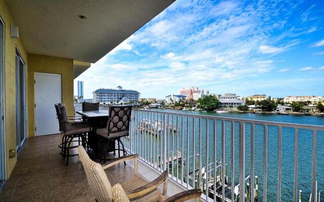 Bay Harbor 403