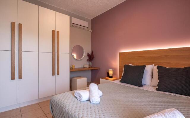 Alexandros Luxury House