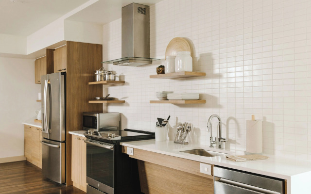 Element Charleston Airport