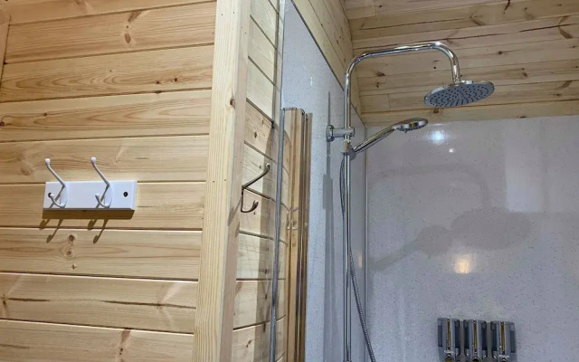 Daviot Luxury Pods