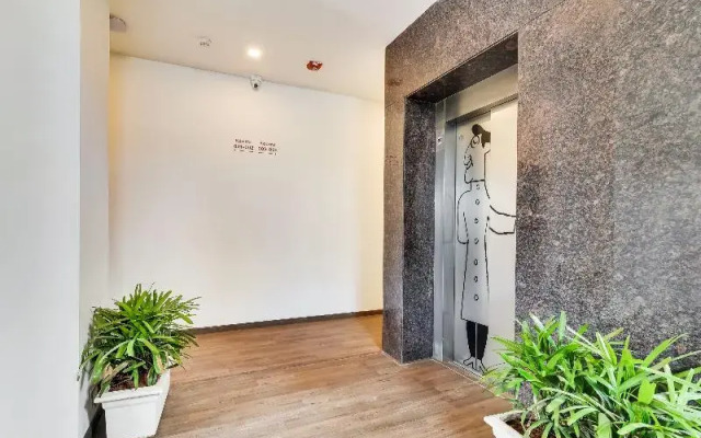 OYO Townhouse 238 Ulssor