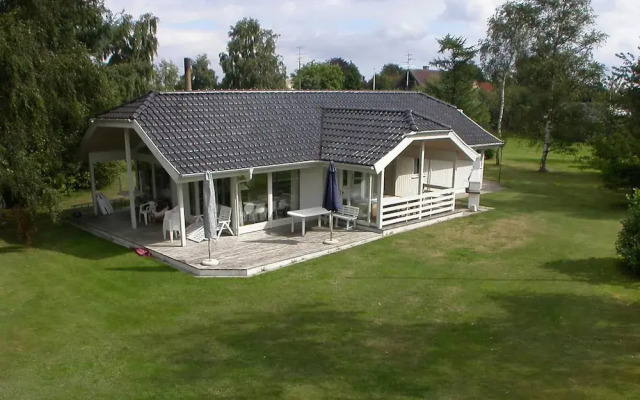 Scenic Holiday Home in BÃ¸rkop near Sea