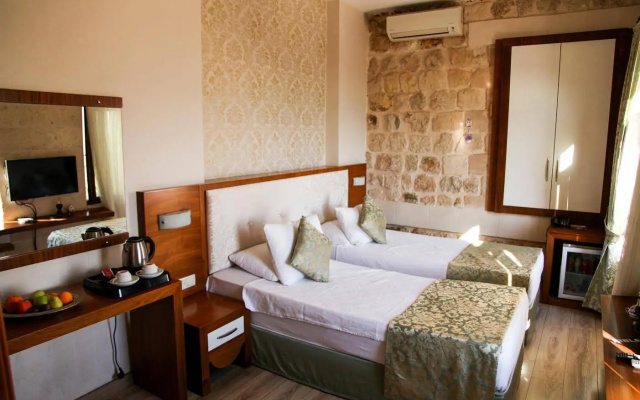 Tughan Hotel