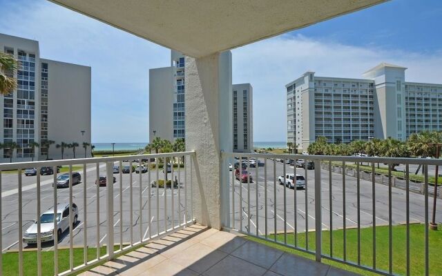 Shoreline 3036 Condo by RedAwning