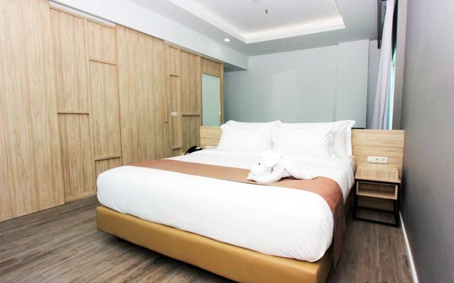 Sparks Life Jakarta, ARTOTEL Curated
