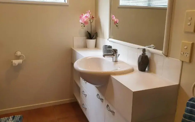 Christchurch Airport House